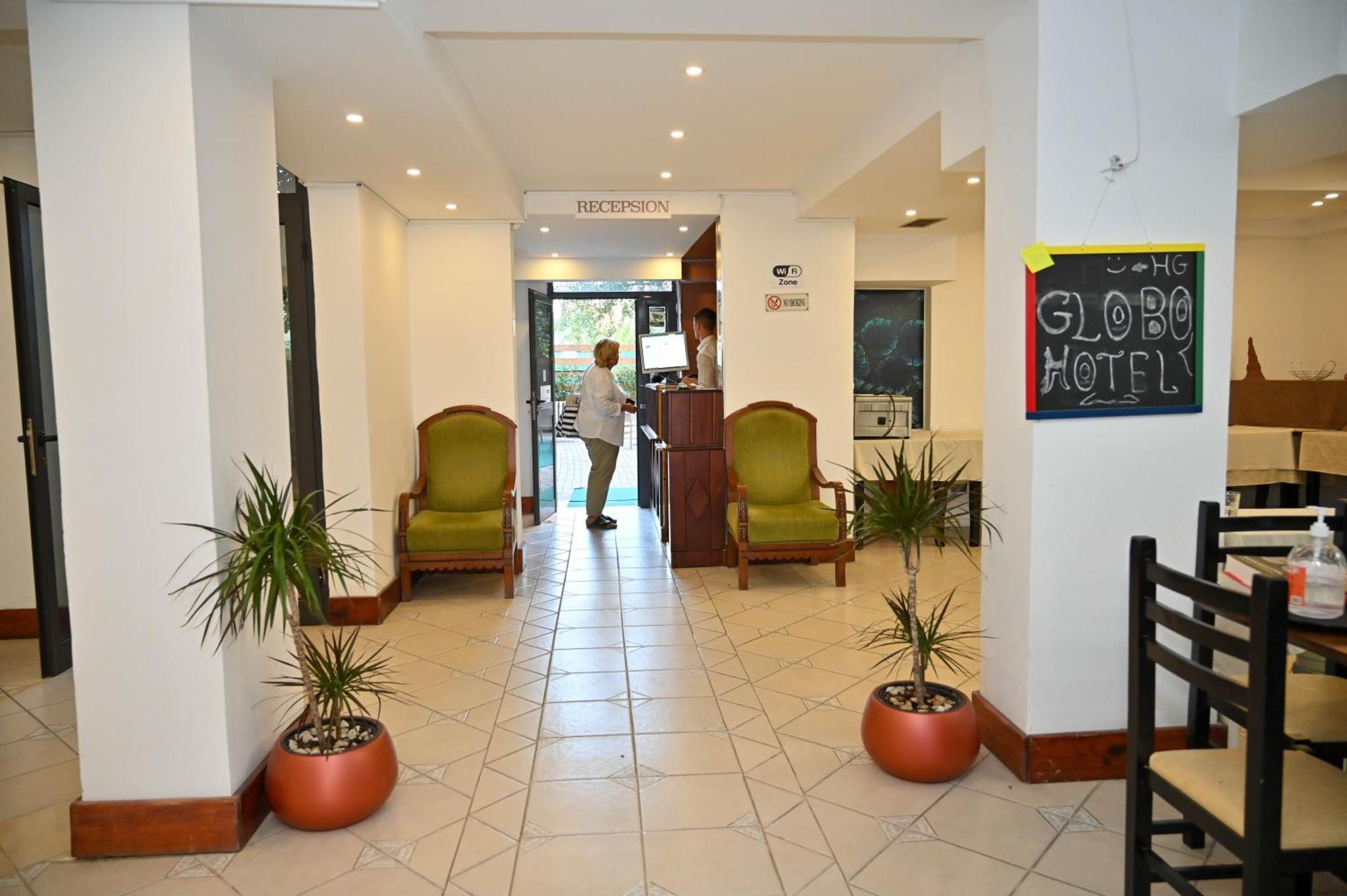 Hotel Globo Durrës Extérieur photo