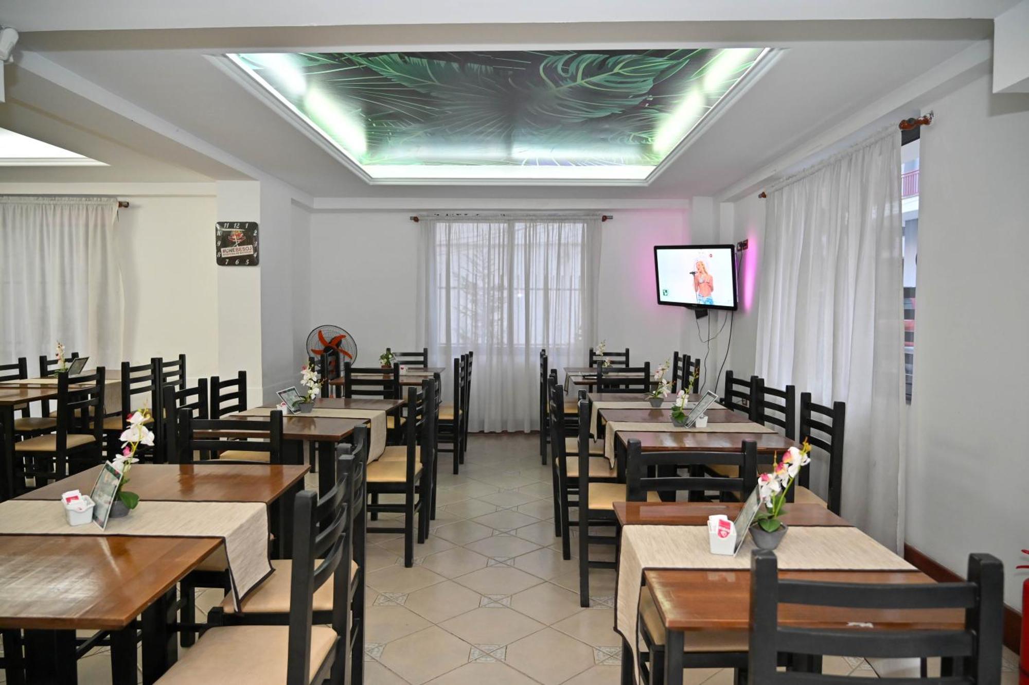Hotel Globo Durrës Extérieur photo