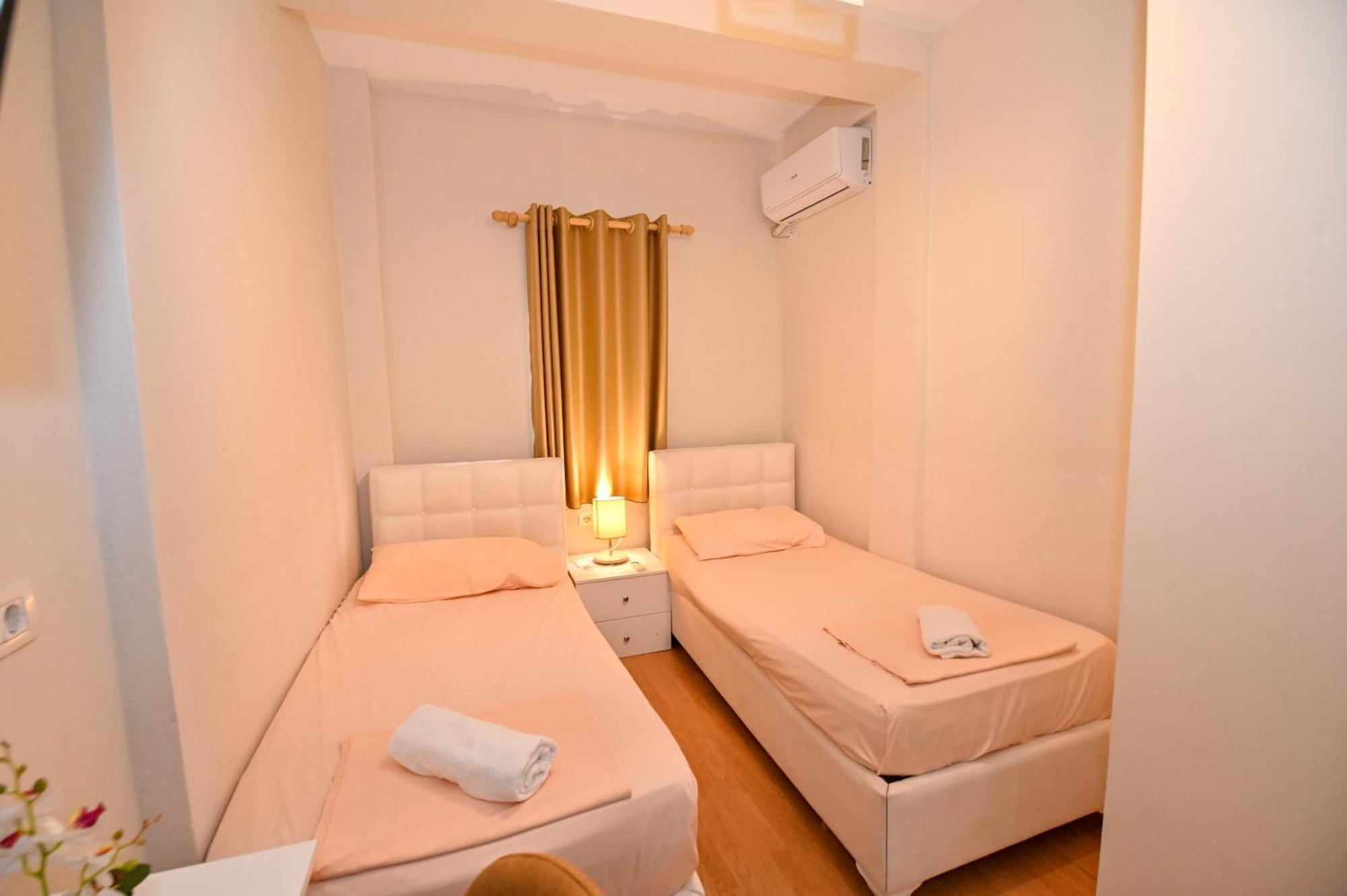 Hotel Globo Durrës Extérieur photo