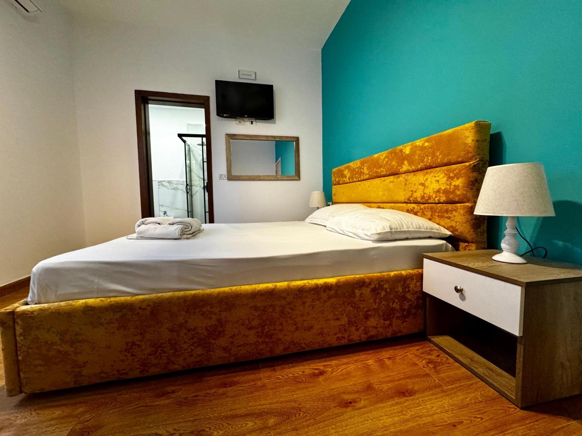 Hotel Globo Durrës Extérieur photo